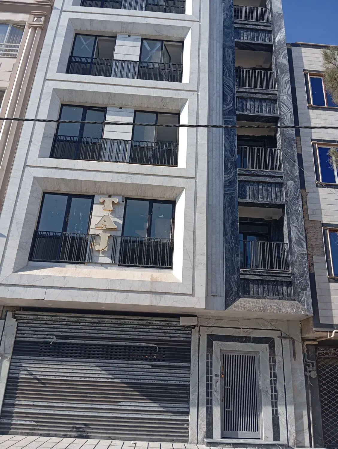 ۷۵متر اندیشه نوساز شیک ومدرن