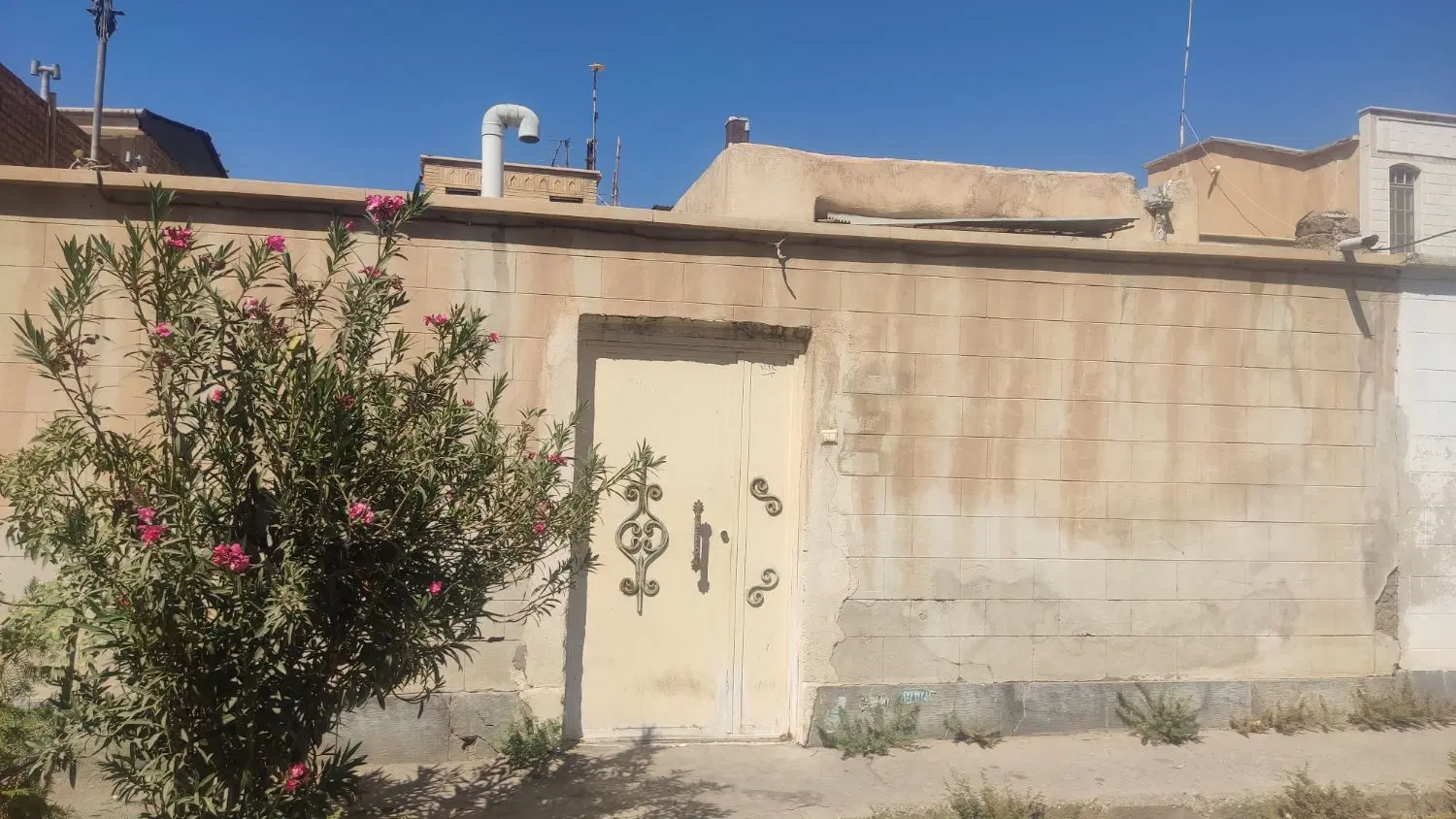 اجاره یک واحد مسکونی ویلایی،کاملا مستقل