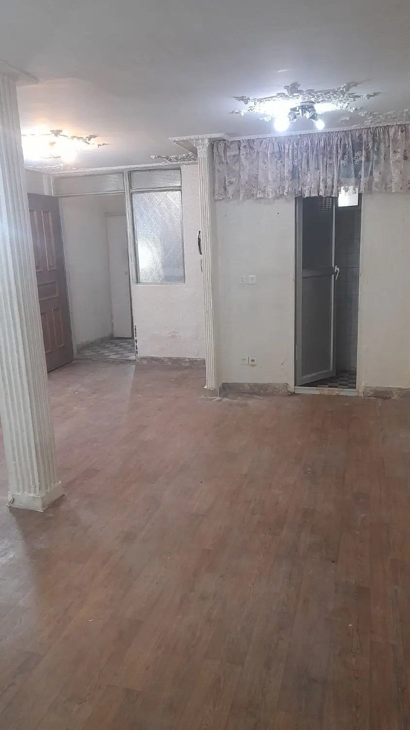 آپارتمان ۵۰ متری زیر همکف جنوبی