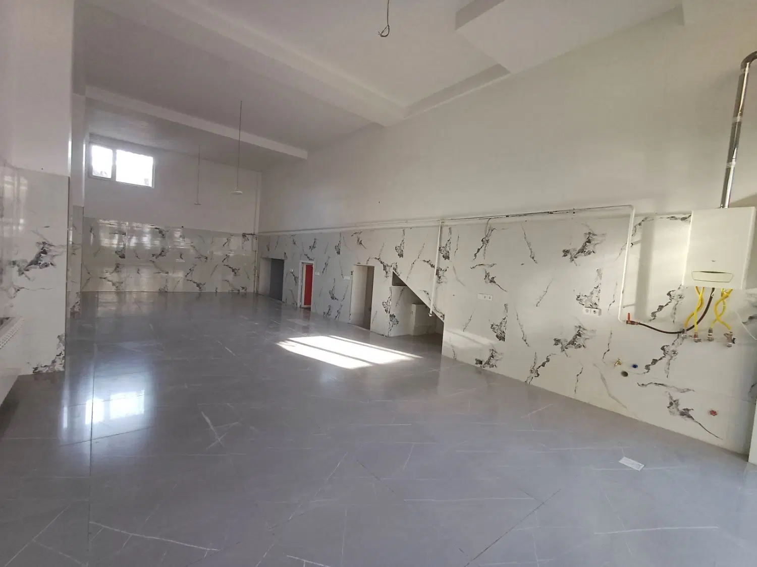 اجاره تجاری 130 متری
