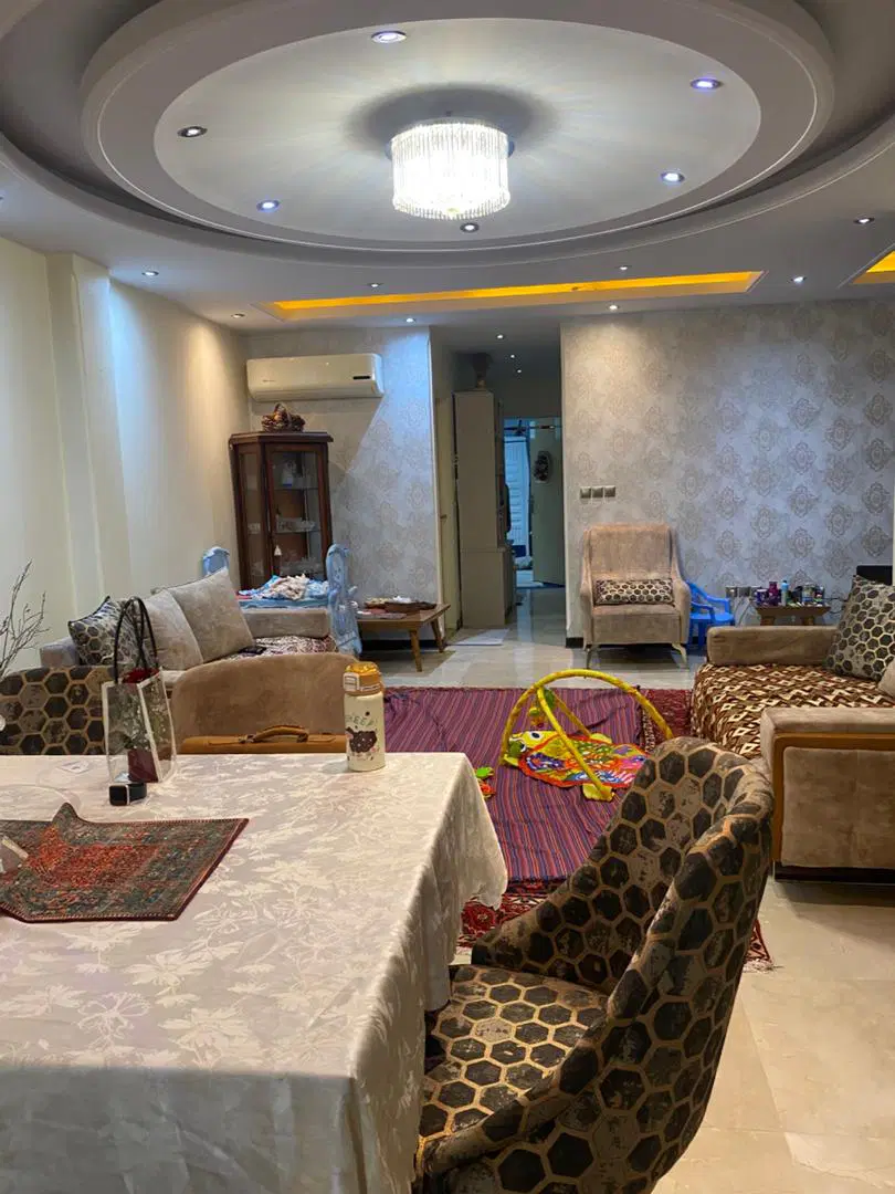 ۸۵متر فول امکانات با تراس بَره پهن گذر ۱۴ متری