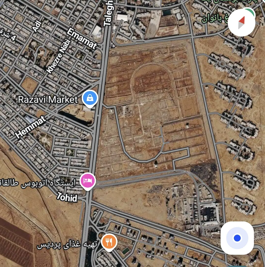 زمین ۲۲۵ متر _ عرض ۱۰ _ شمالی _ برم