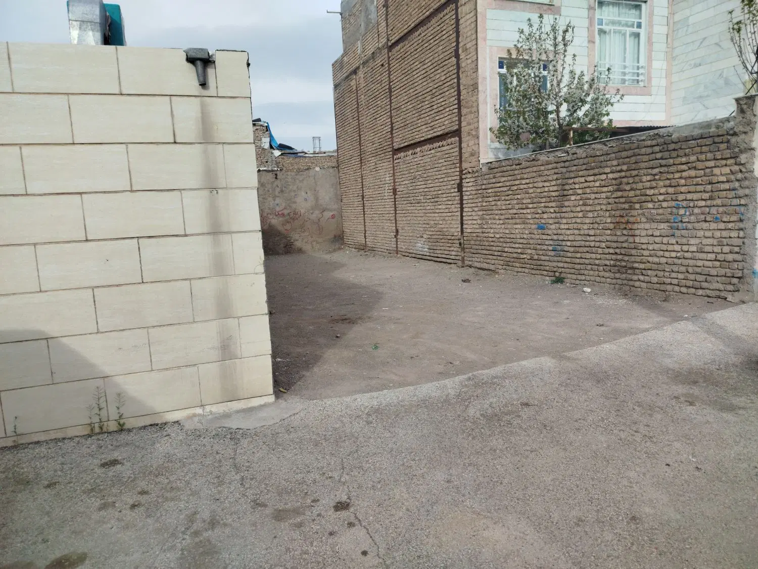 زمین مسکونی ۱۰۳_۵متر