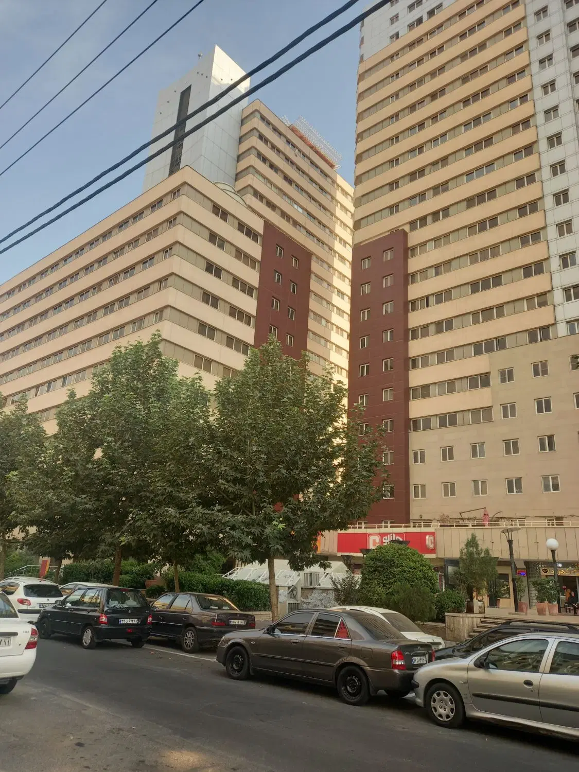 آپارتمان ۹۱ برج جام جم  سردار چنگل
