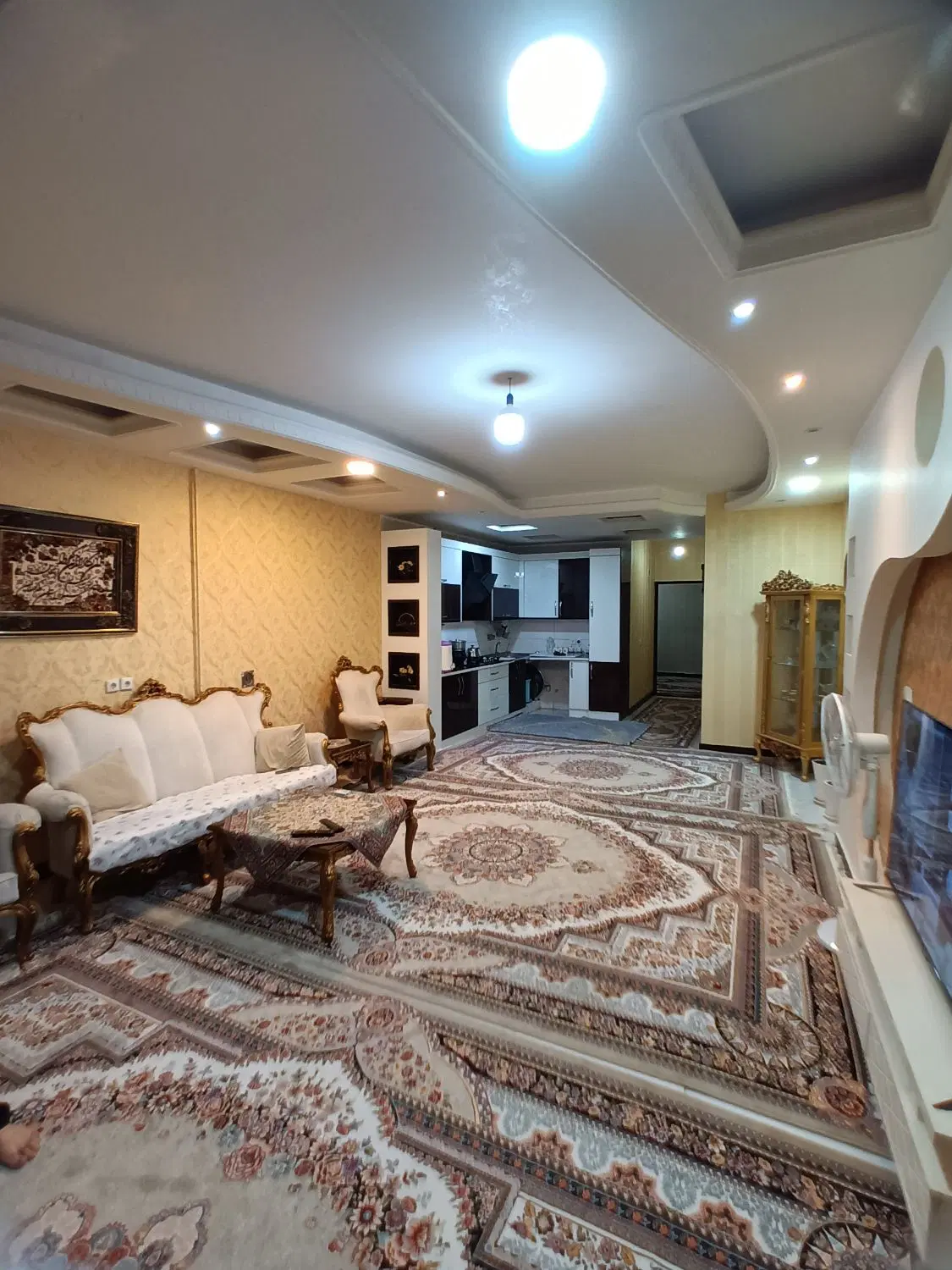 فروش تک واحدی90متری_موقعیت تجاری