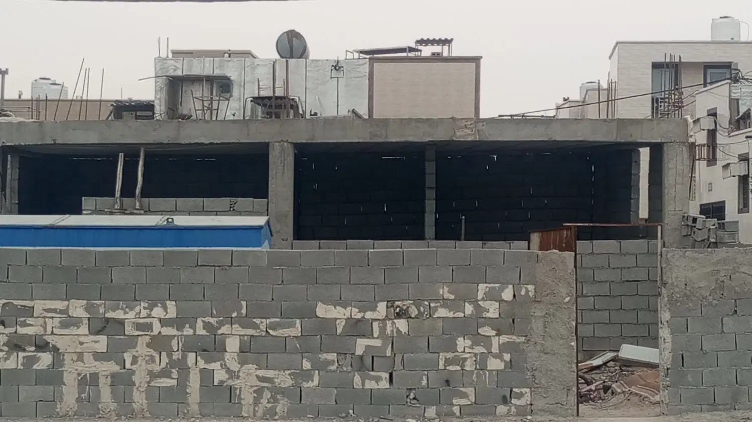 خونه نیمه کاره