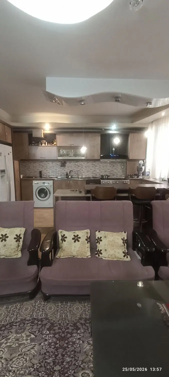 ۹۰متر ۲خواب طبقه اول پیروزی ۲۰ با پارکینگ وکالتی