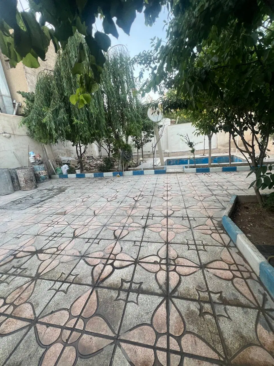 خانه باغ داخل بافت