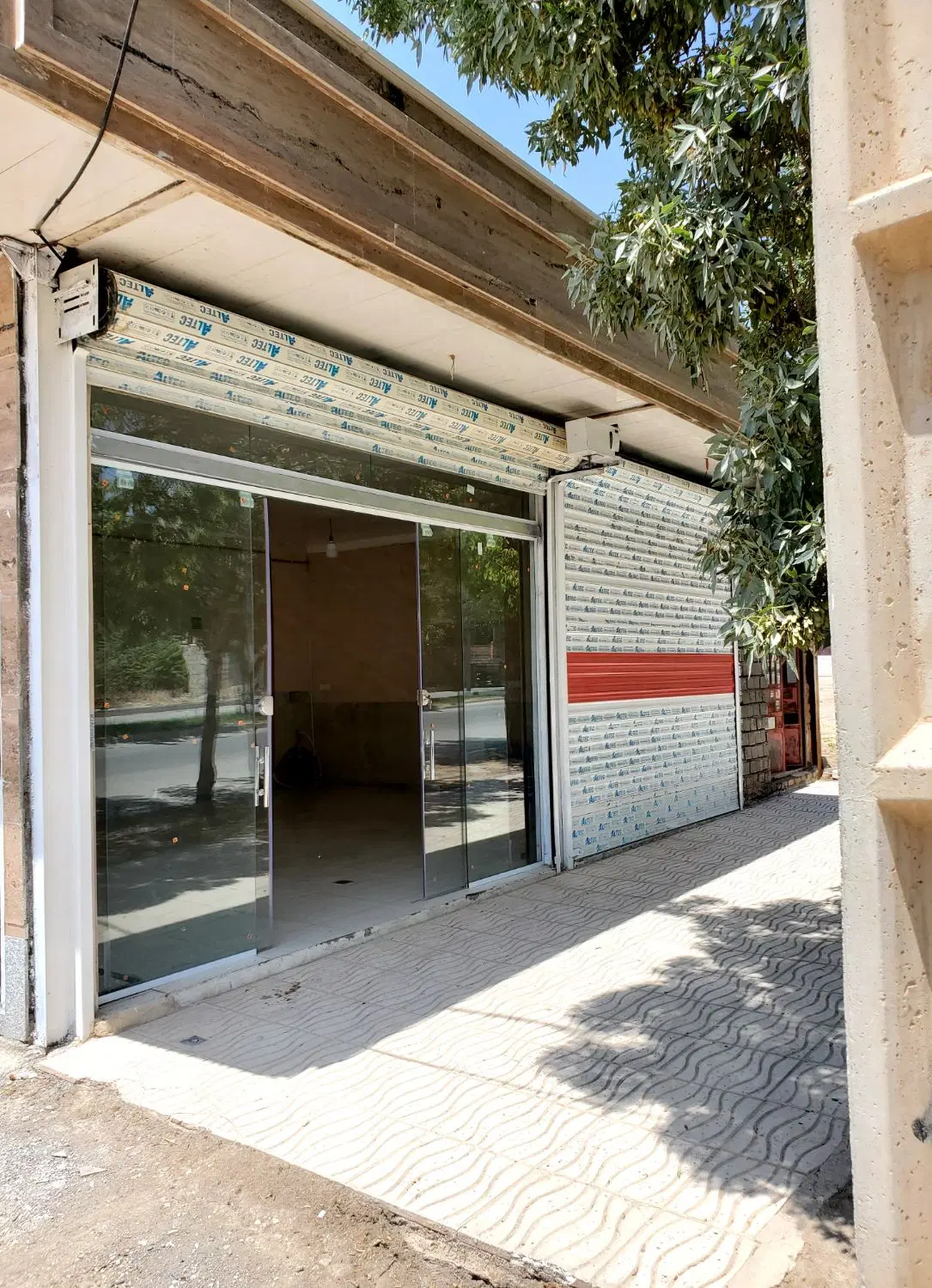 مغازه 65متری