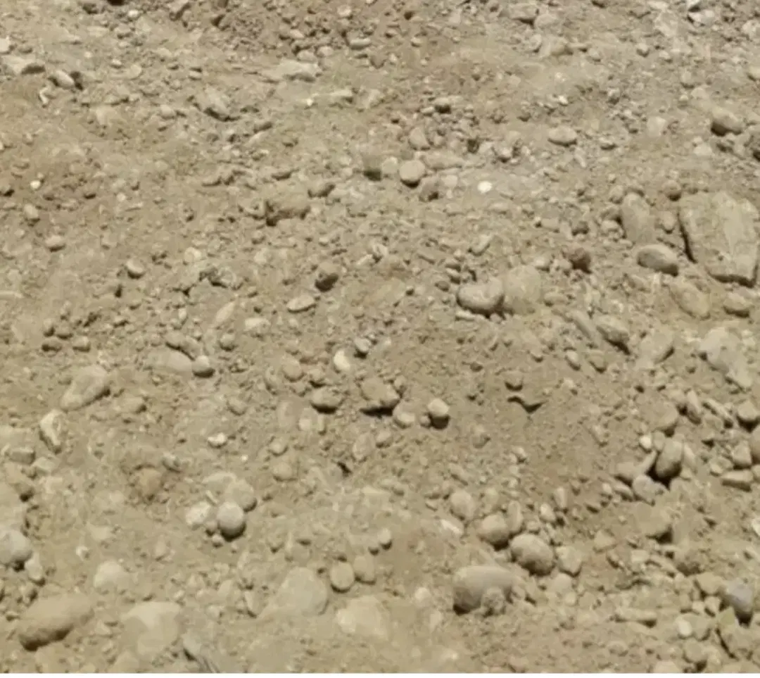 زمین 140متری