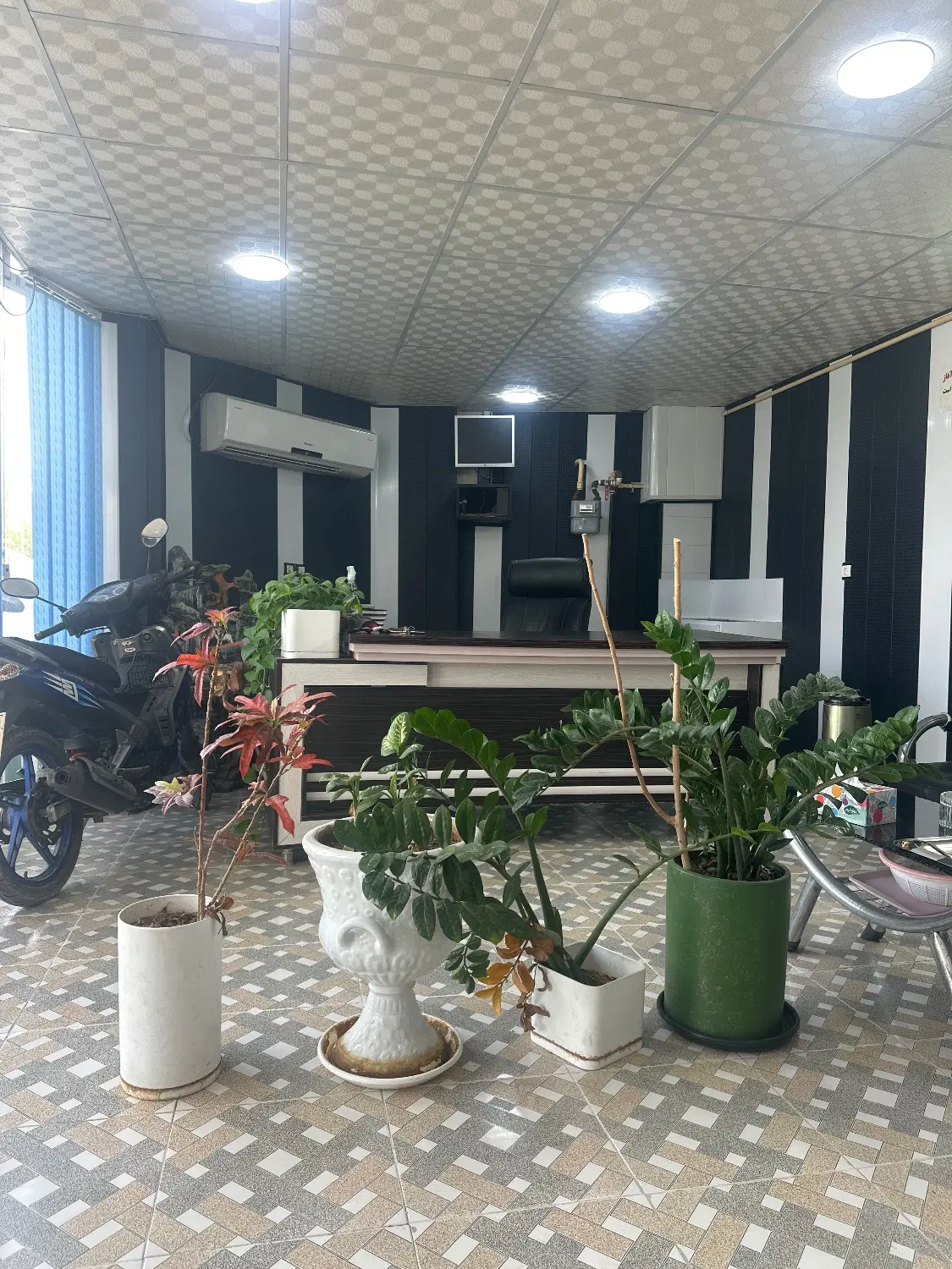 فروش آپارتمان دو خواب باهنر