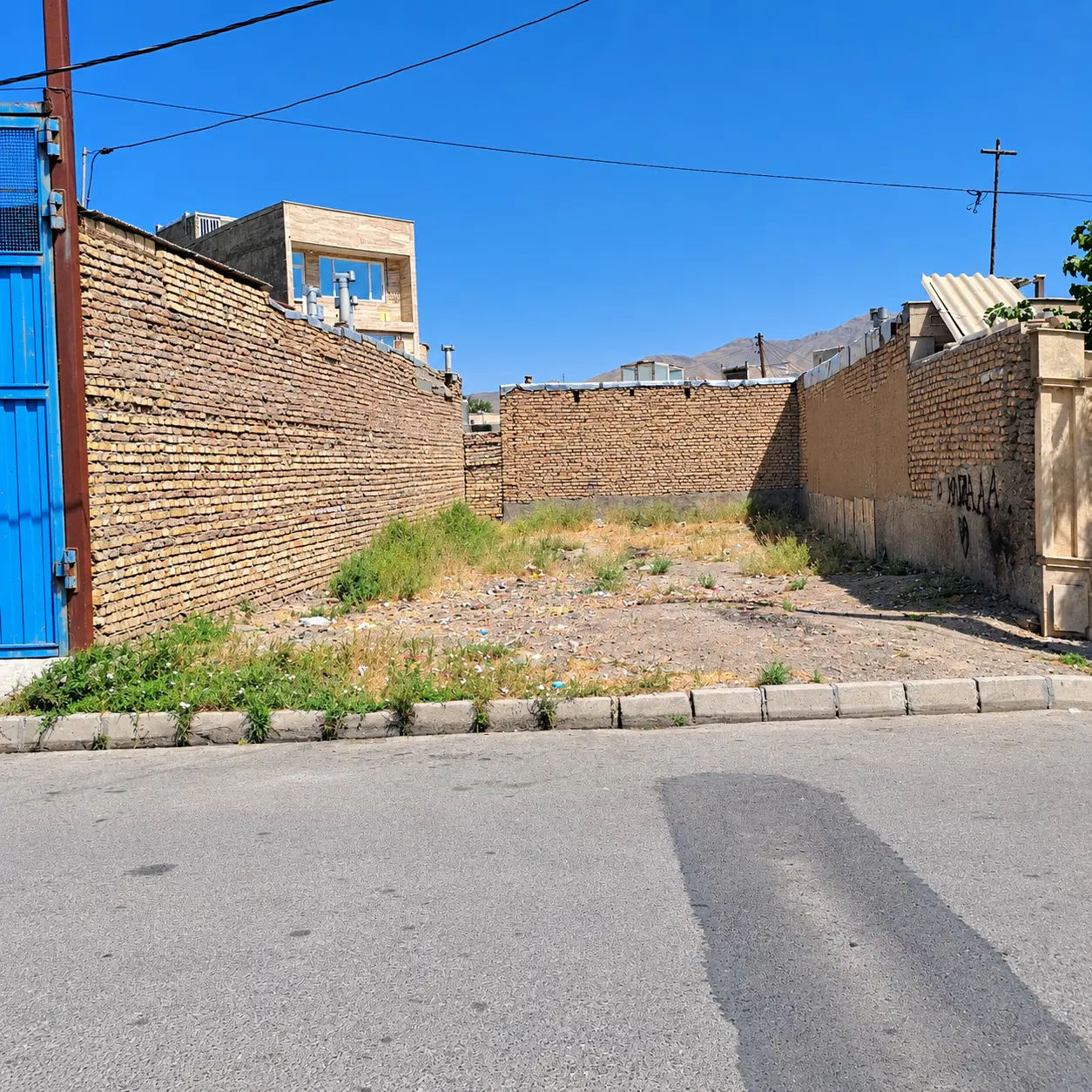 زمین مناسب کارگاه و انبار تجاری