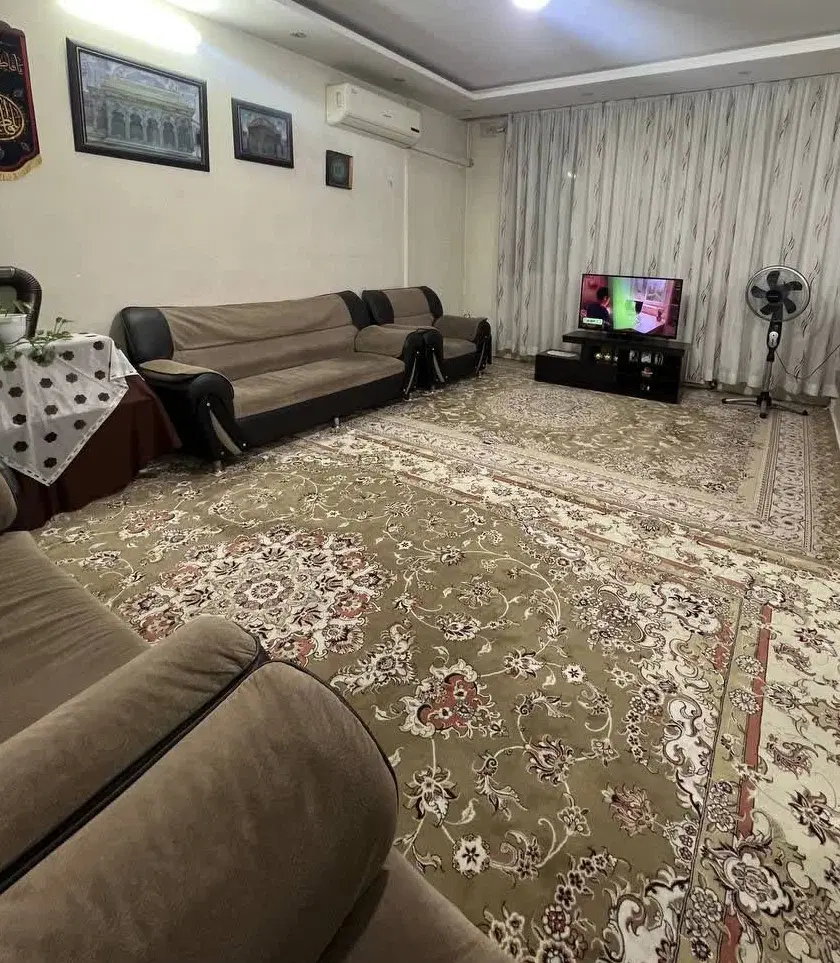 85 مِـتـر _ طَـبقه اوَل _ حاشــیه چهـارراه ورزش
