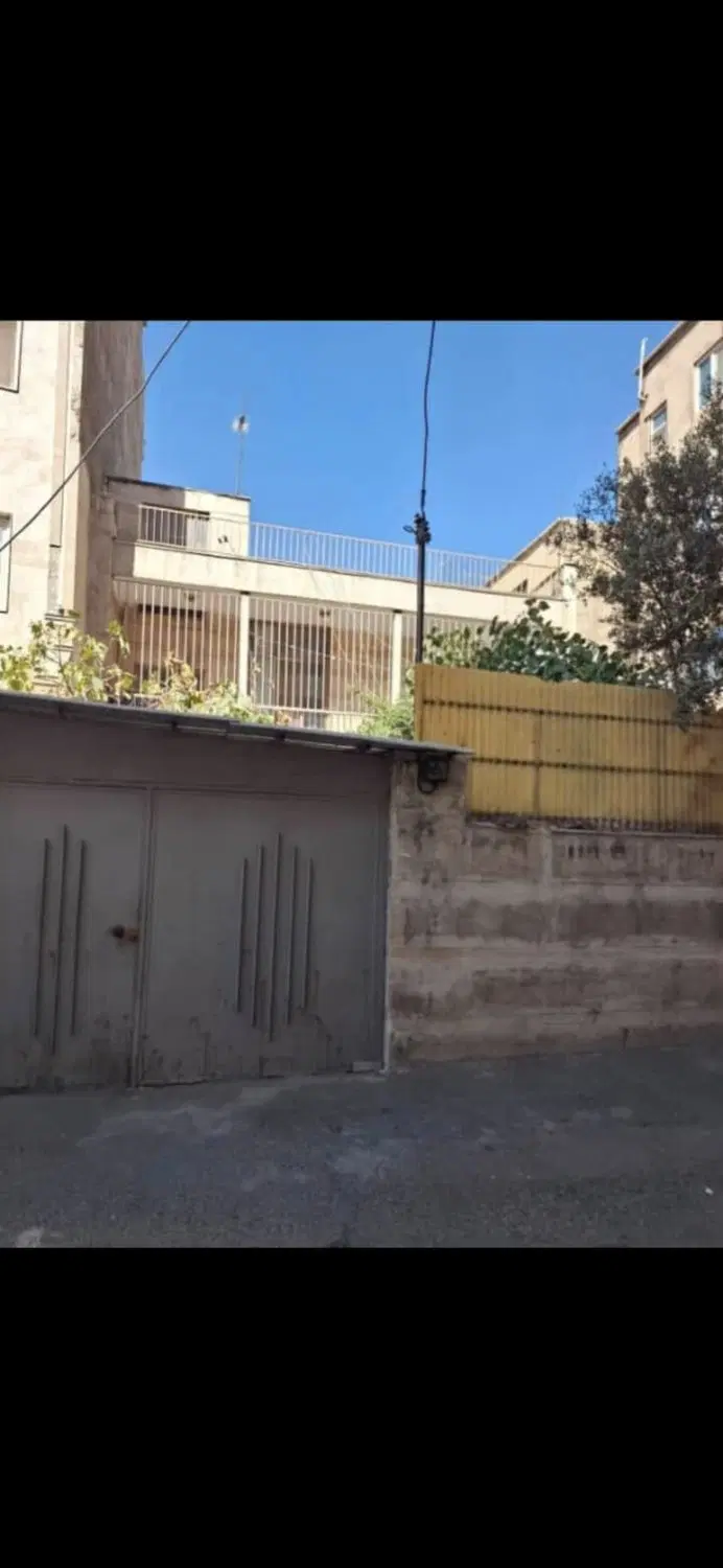 زمین کلنگی