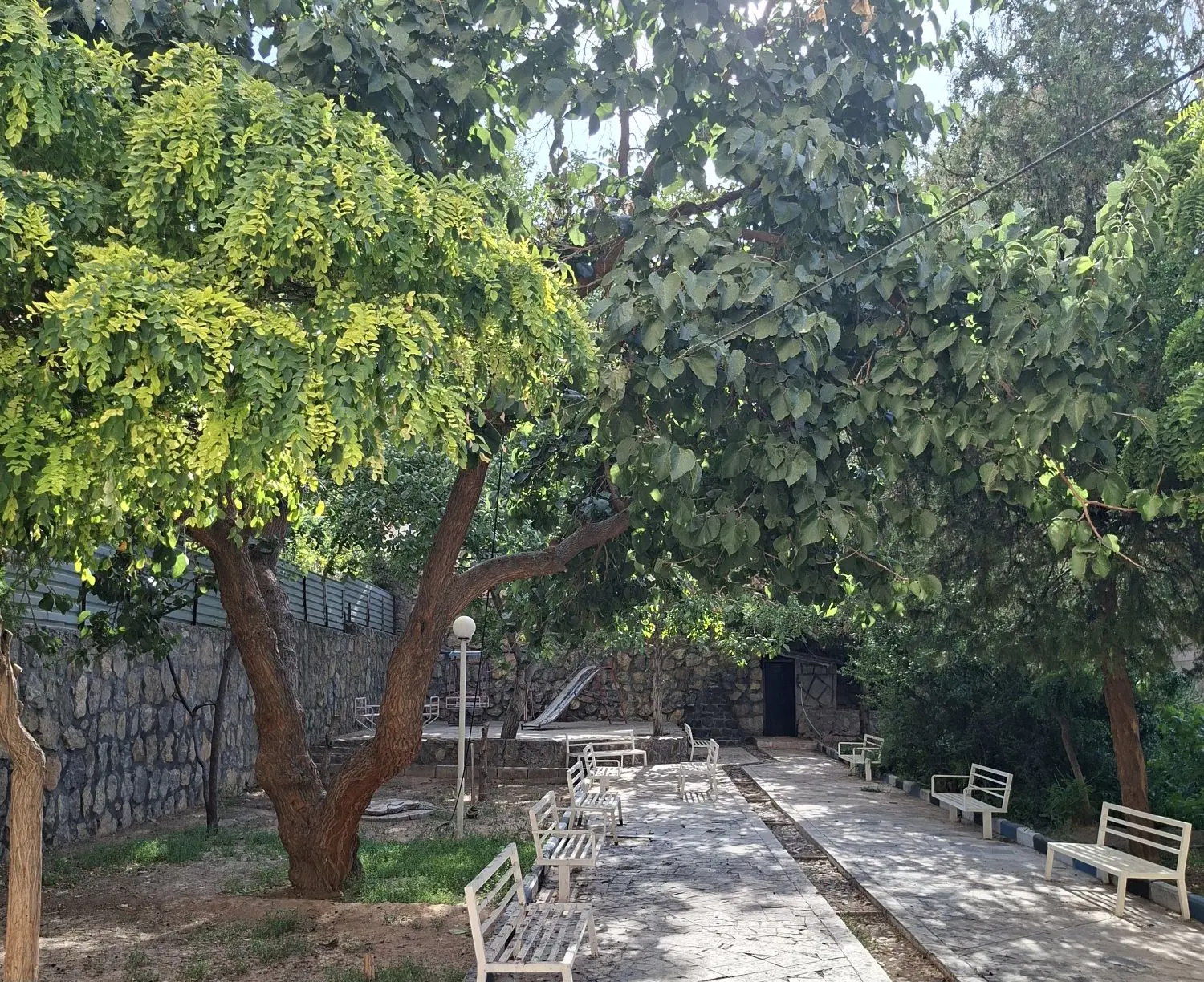 یک واحد آپارتمان ۶۳ متری دارای سند تک برگ