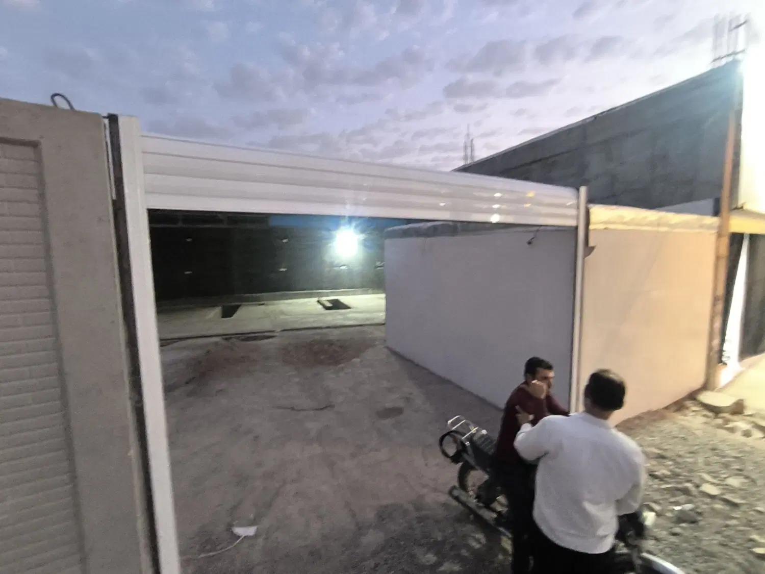 یک باب مغازه(گاراژ)