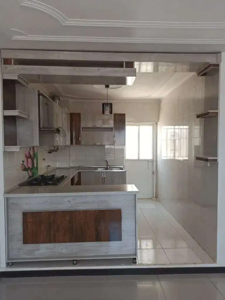 خانه ۱۲۰ متری دوخواب _ دو نبش _ شوکت‌آباد