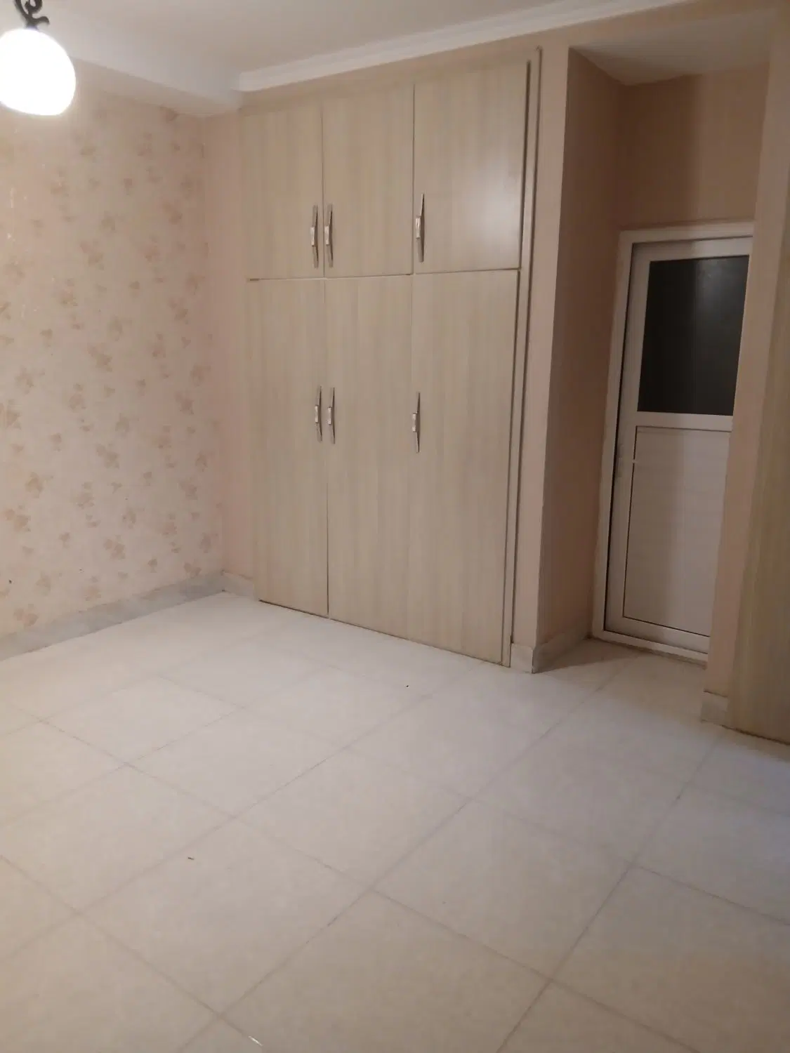 واحد ۲۰۰متری میدان شکری