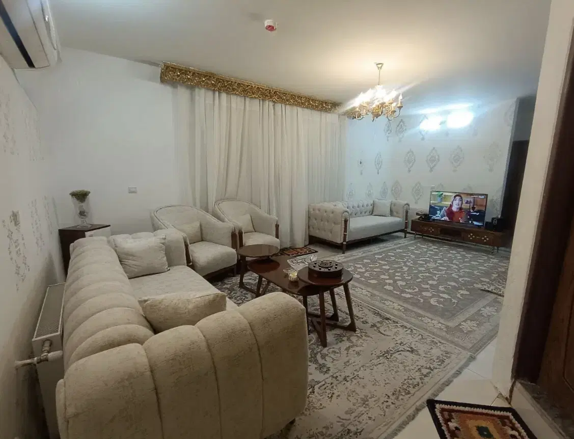 آپارتمان مسکن مهر فولادشهر E1