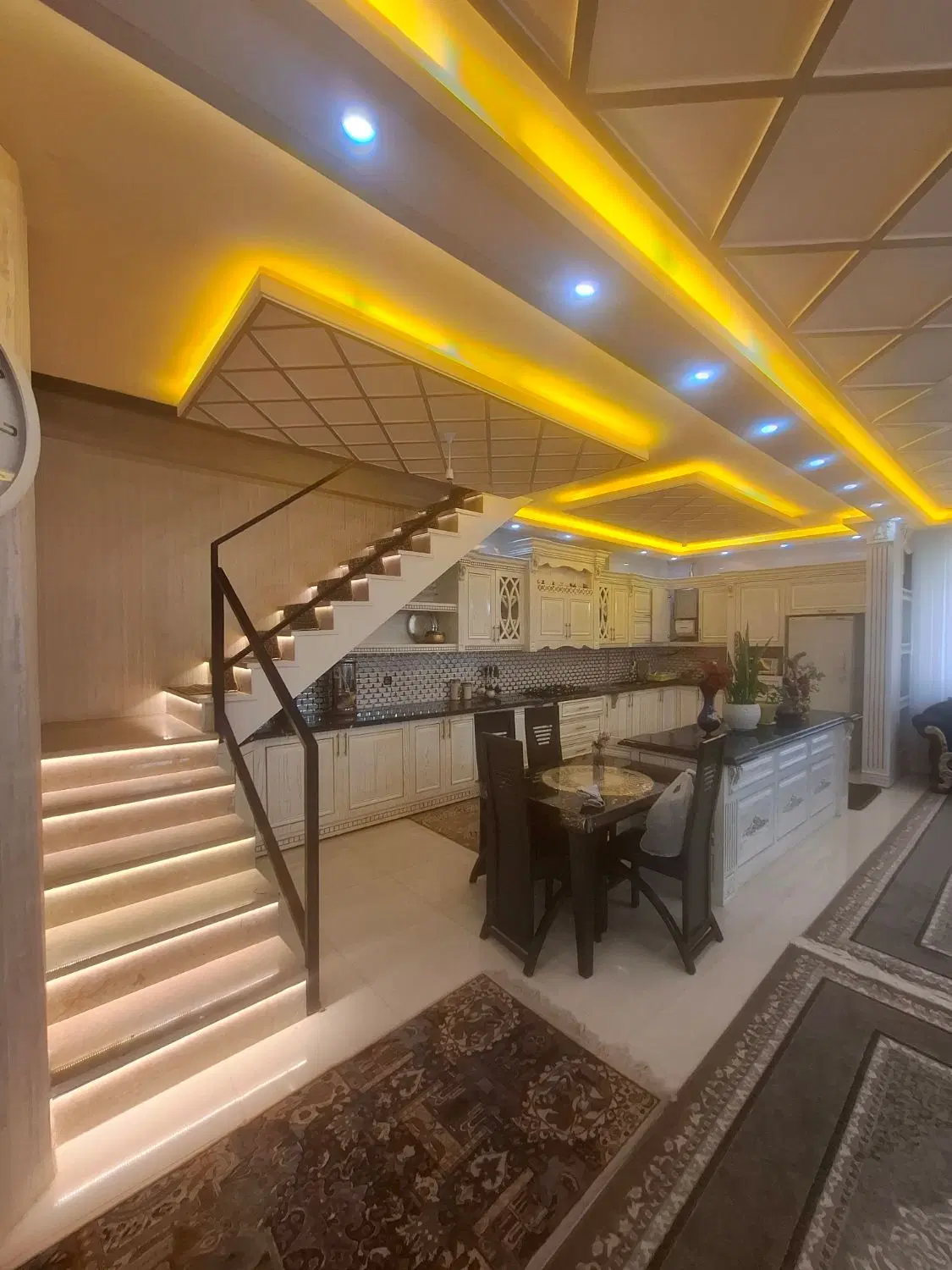 فروش آپارتمان دوبلکس۲۰۰متری