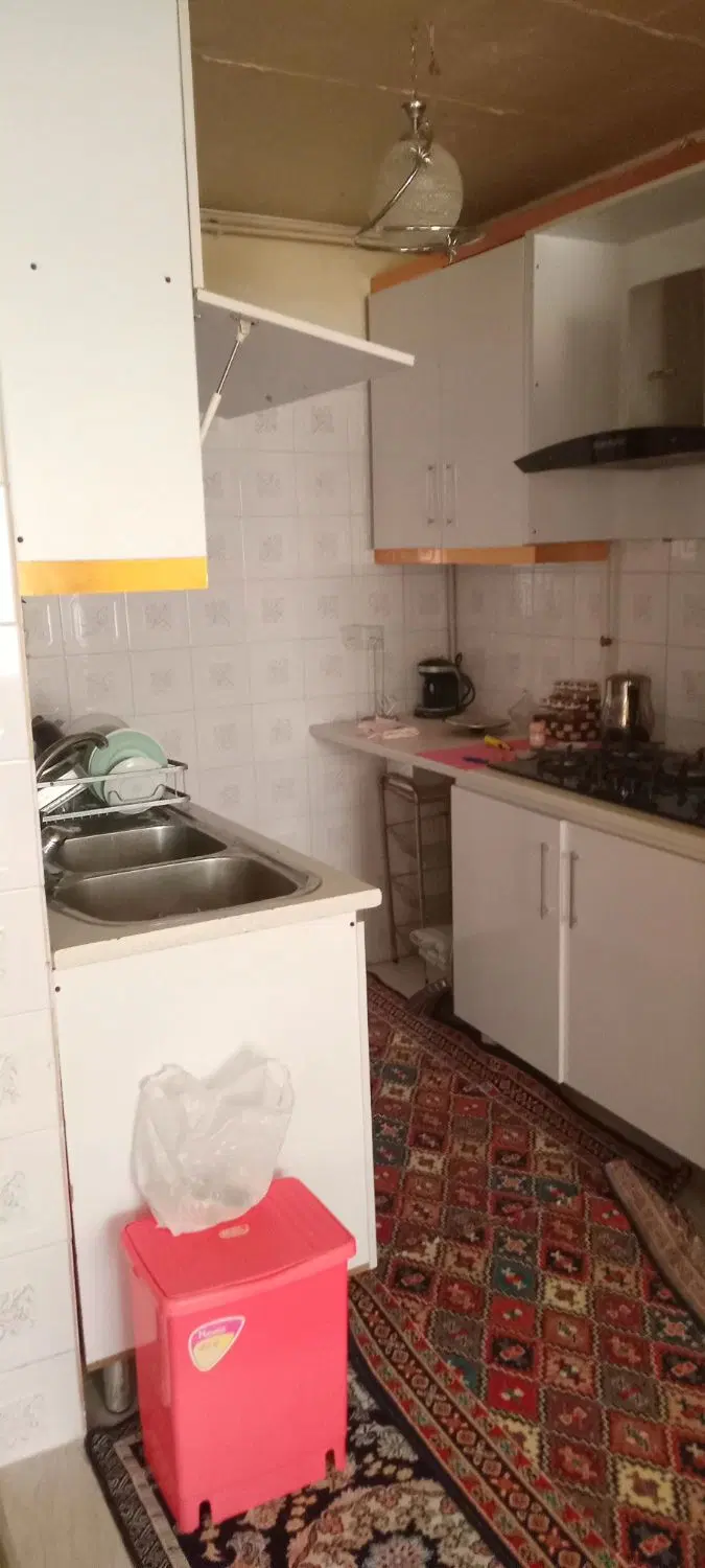 یک واحد آپارتمان مبله