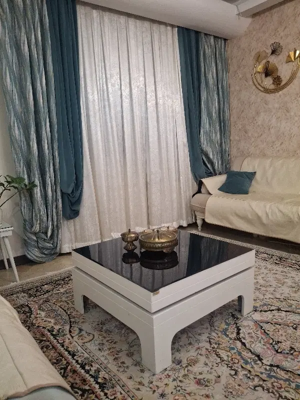 فروشی آپارتمان غرق در نور بدون پرتی خوش نقشه