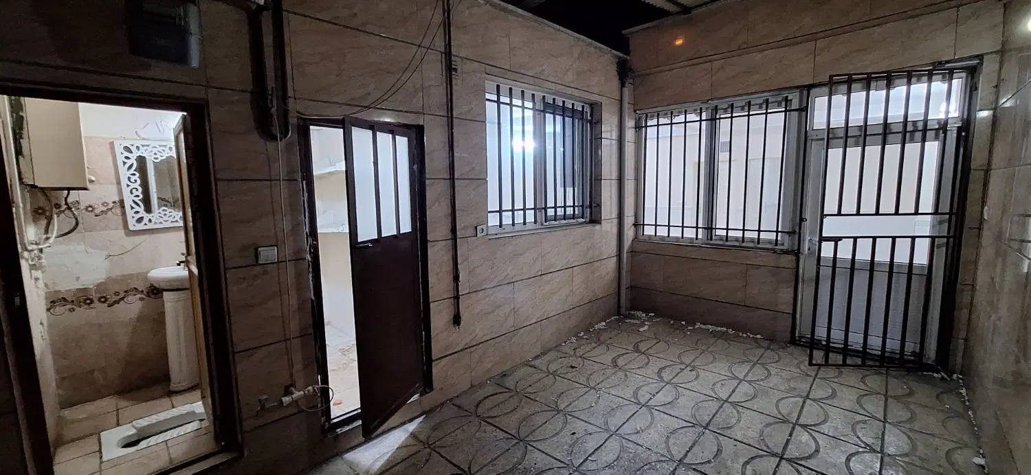 ویلایی شمالی ۷۸ متر (طالقانی)