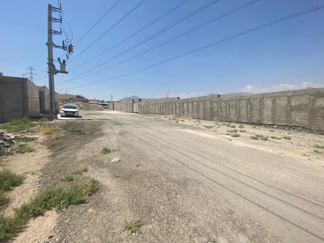 خرمدشت دوهزارمتر سند ششدانگ