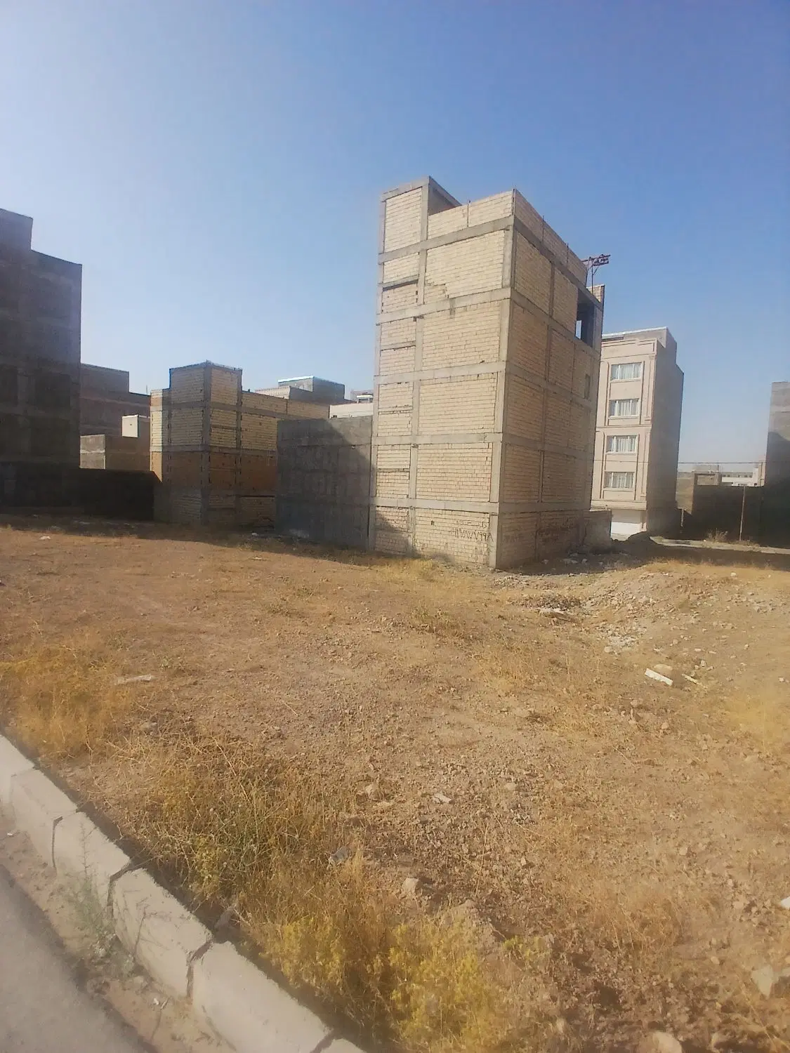زمین جنوبی شهرک قدس فاز ۳