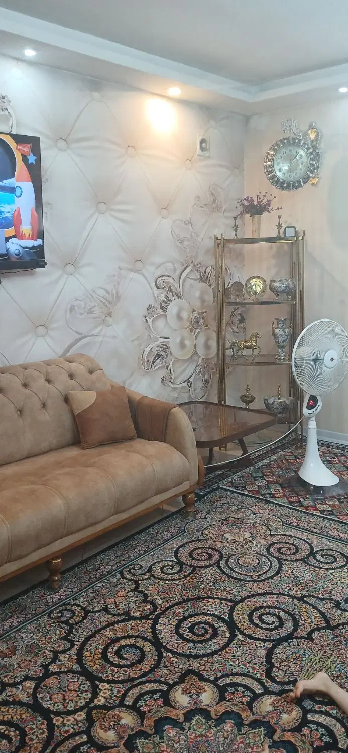 ۶۷ متر