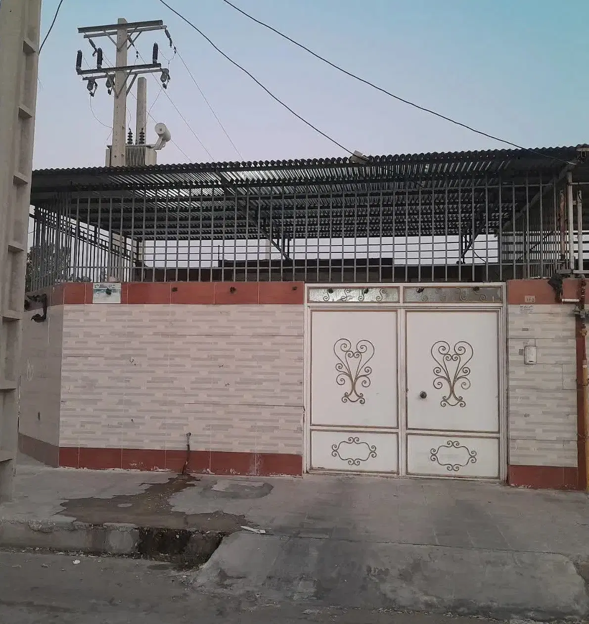 یک واحد ویلایی در کوی امیر پرواز سوم