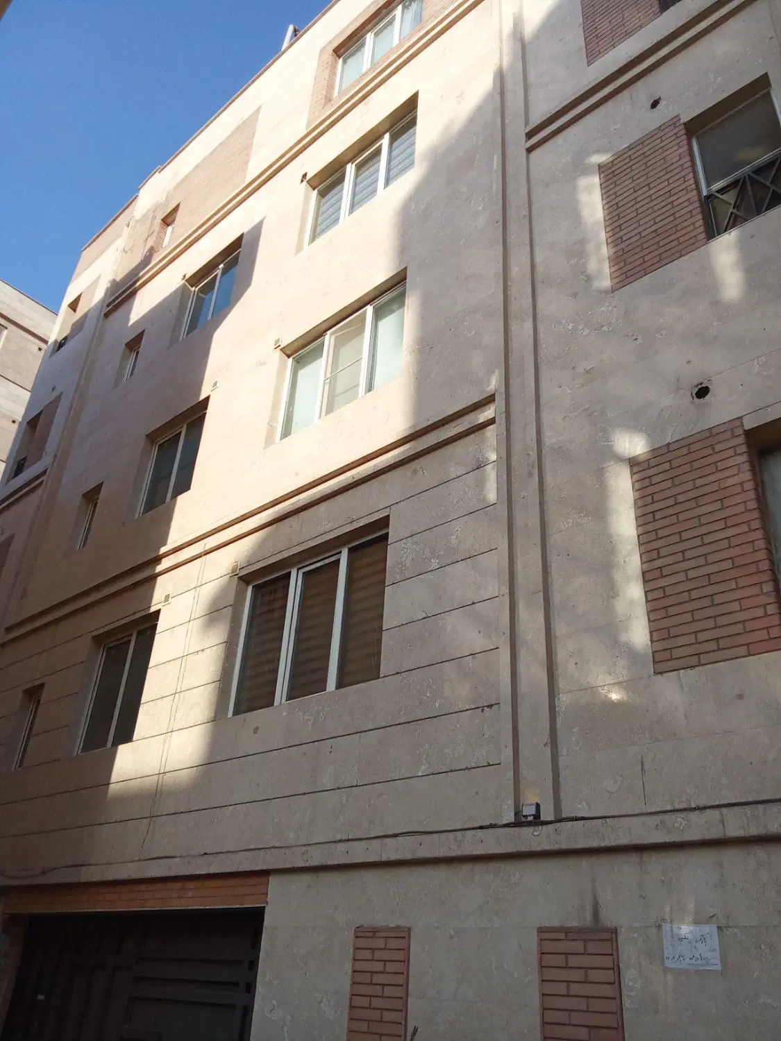 آپارتمان ۷۴متر دوخواب_فول امکانات_کم واحد_زرکش