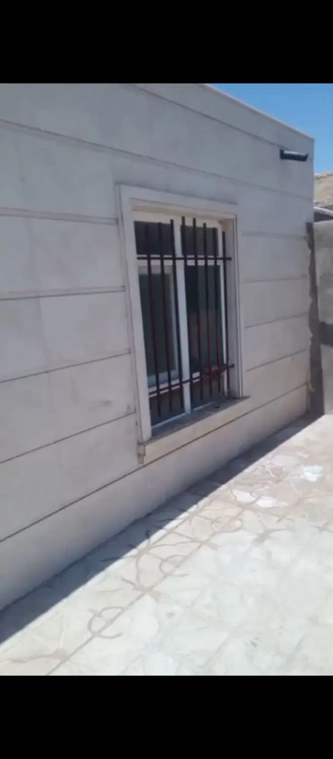 خانه فروشی حکمت