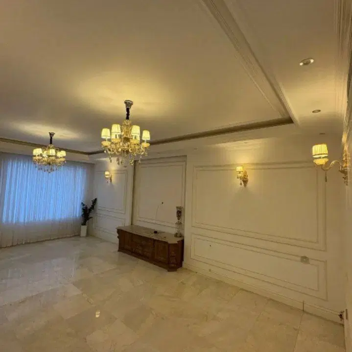 آپارتمان بسیار لوکس ۱۲۰ متر در بلوار نیایش