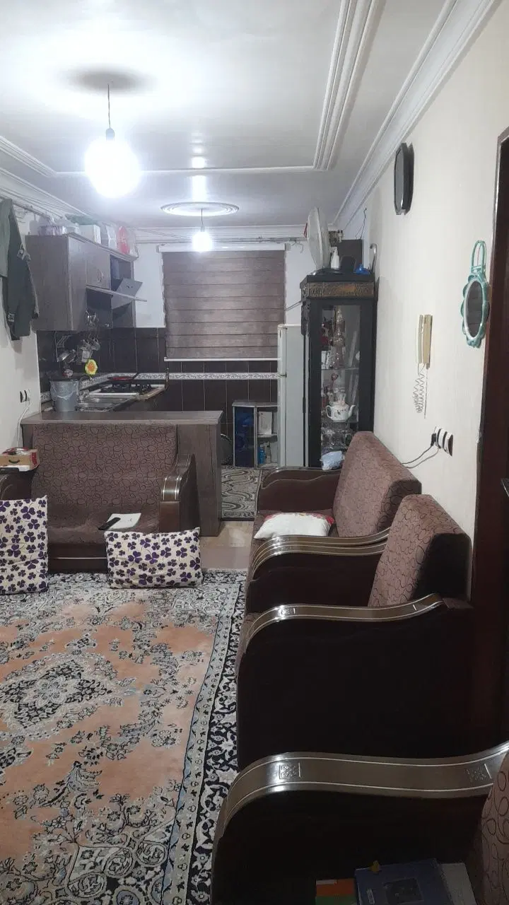 جماران ۴۵متری طبقه بالا