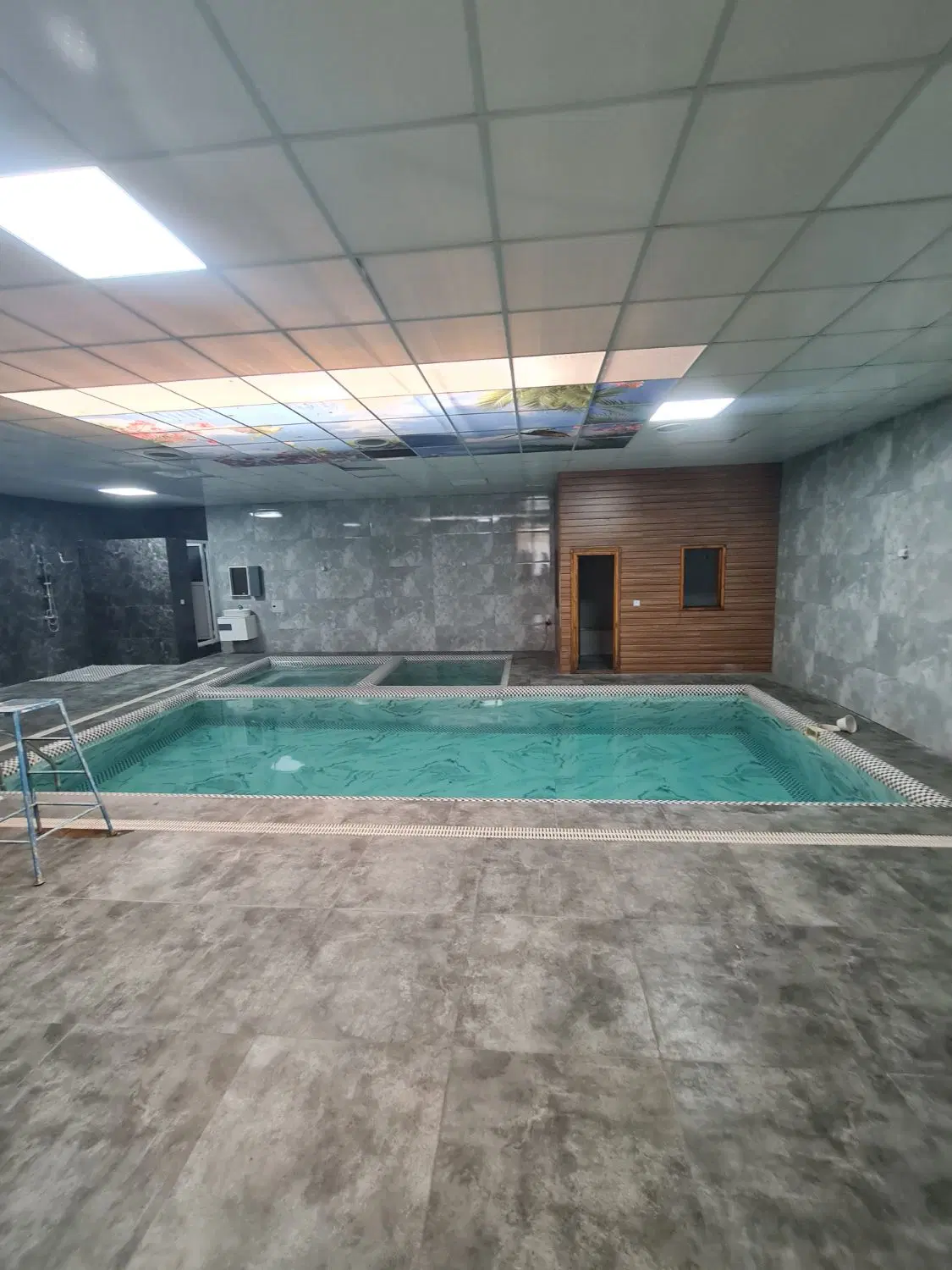 ویلا مدرن عمارت دو استخر