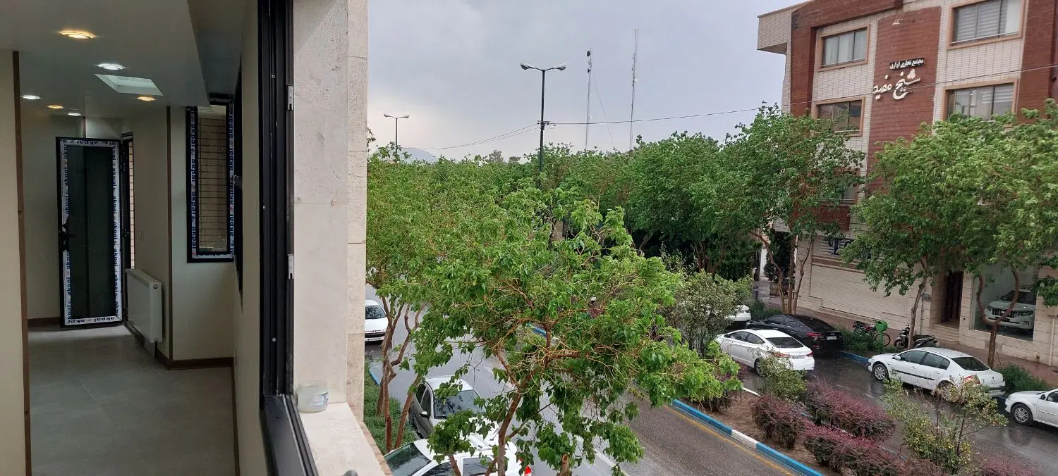 ۱۰۰ متر فلت جنوبی نوساز تابلوخور تراس دار شیخ مفید