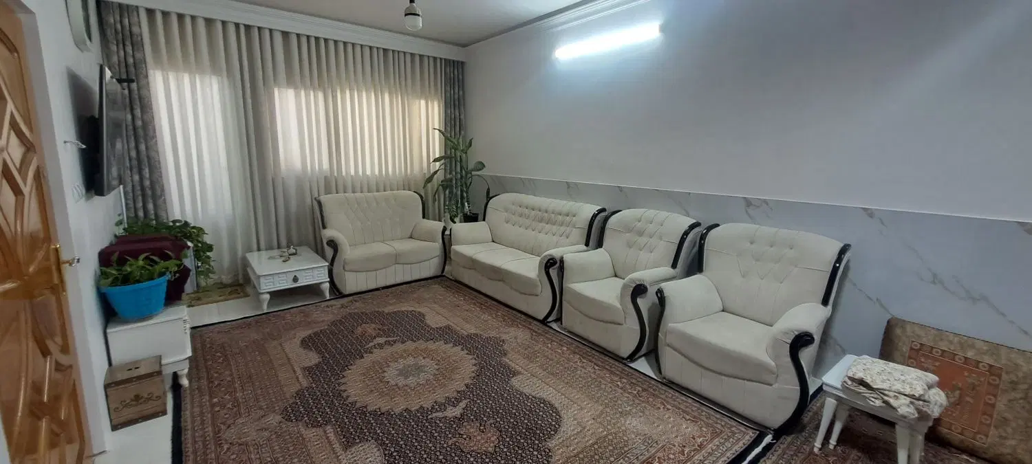 واحد دو خوابه ۹۵ متری (باقرشهر)