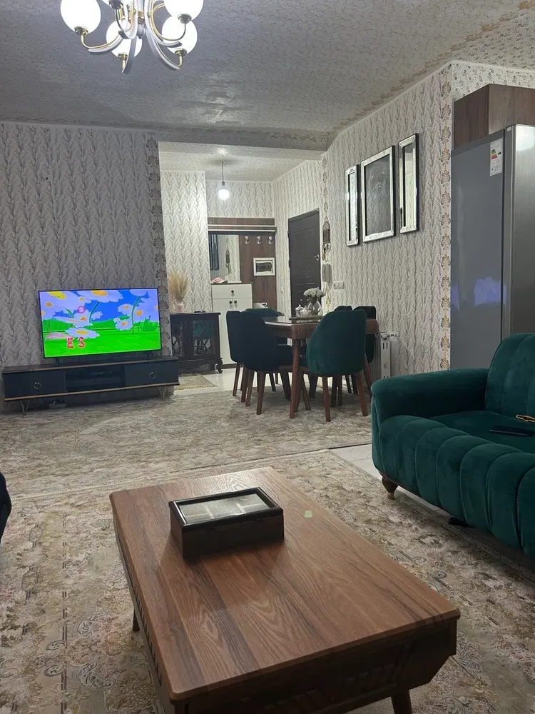 آپارتمان مهرگان آزادگان ۸
