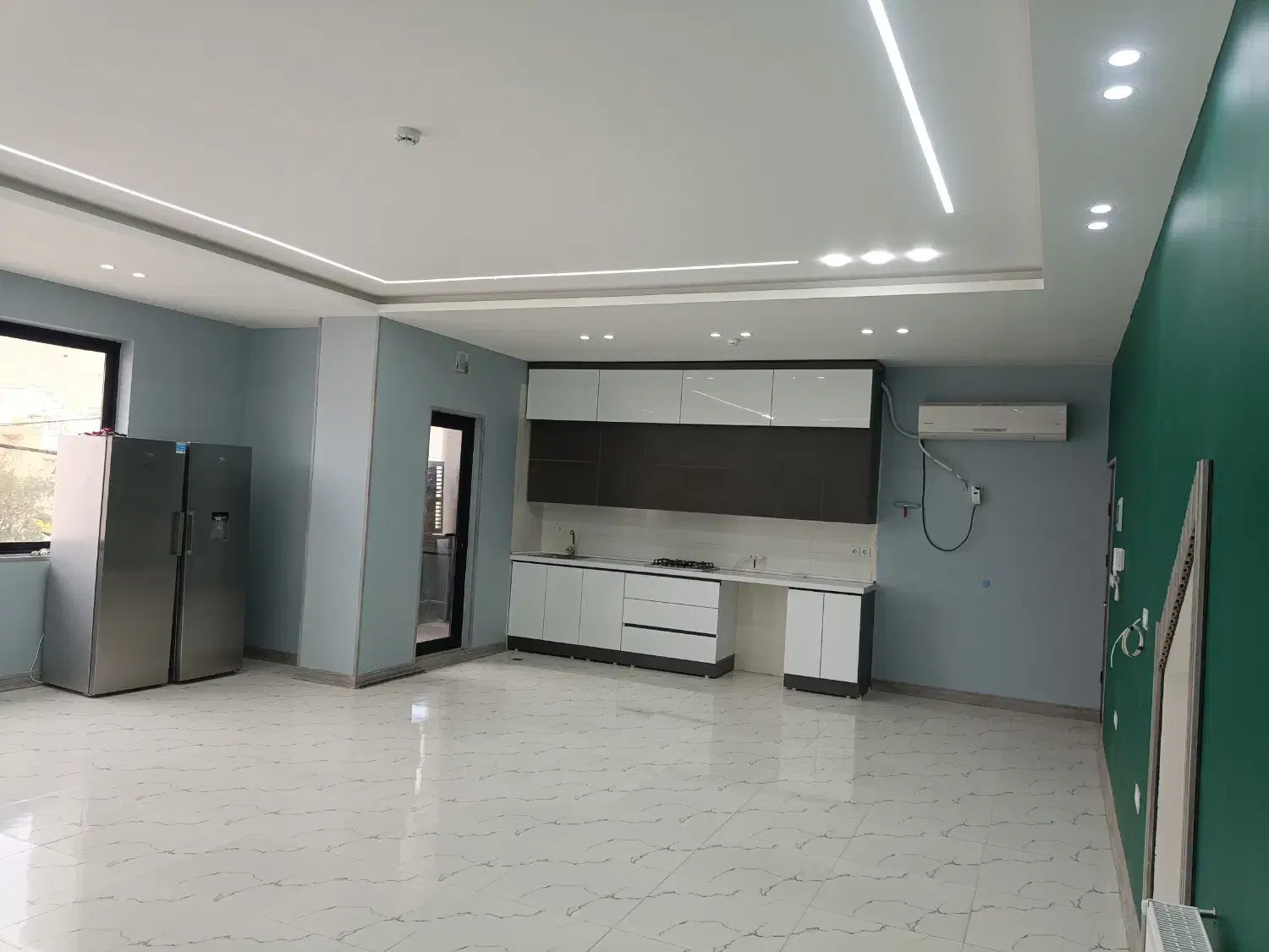 فروش ساختمان تجاری اداری