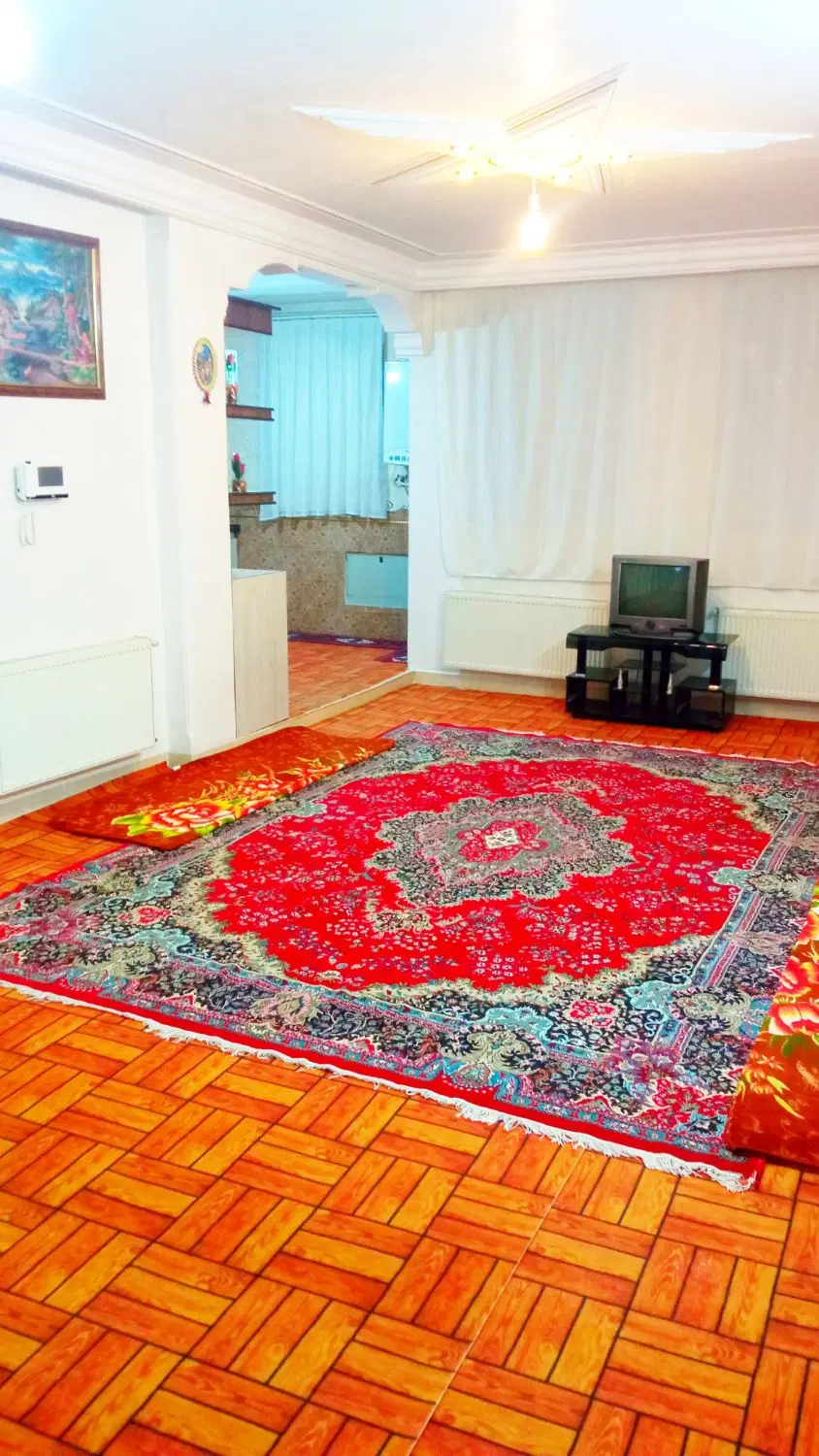 خانه تک خوابه پارکینگ دار مرکزشهر