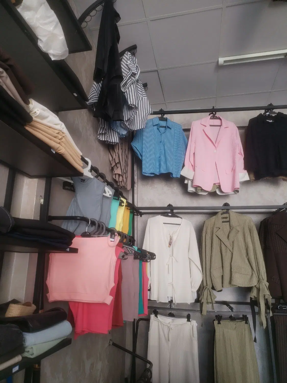 واگذاری پوشاک زنانه