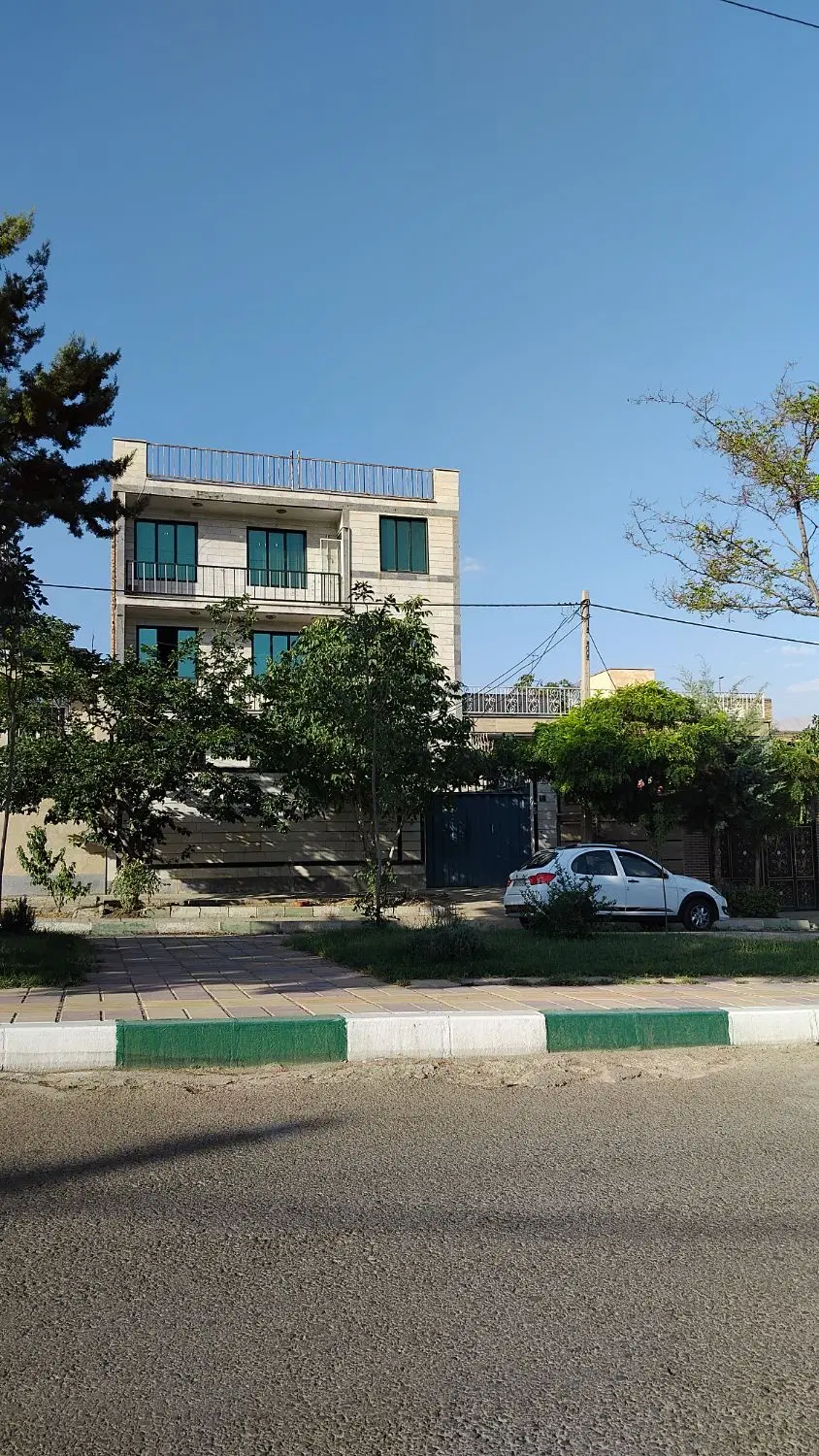 منزل مسکونی