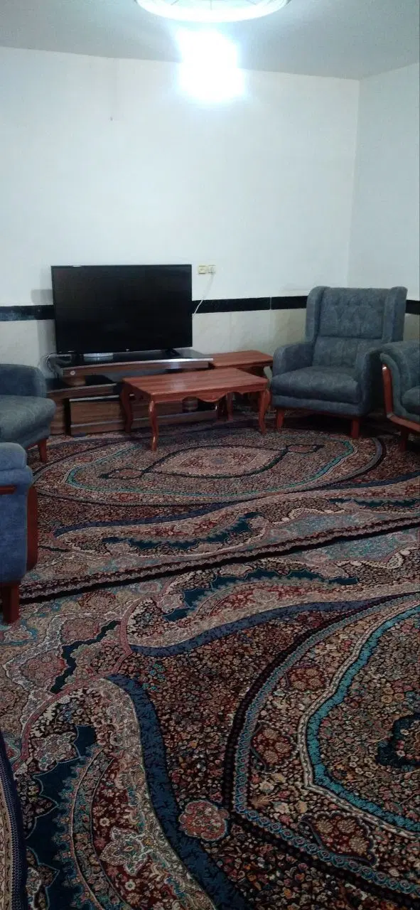 اجاره  و فروش منزل مسکونی