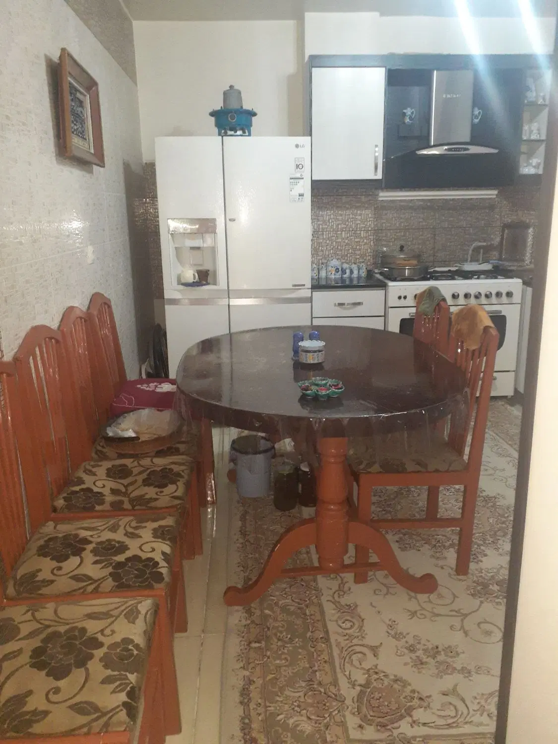 حکیم شفایی سوم _ ۹۷متر_ ۲خواب