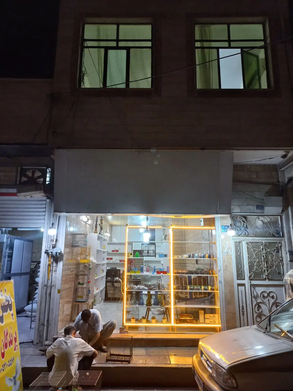 ۴۰متر تجاری ۶۰ متر مسکونی سند تک برگ