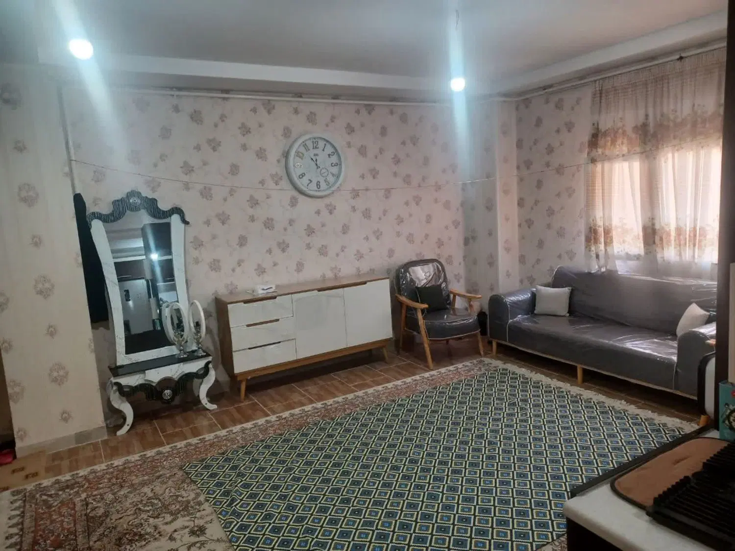 آپارتمان مسکن مهر دره گرم