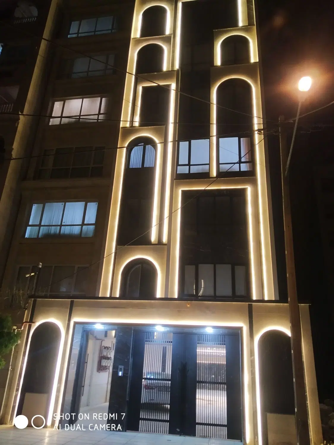 موسوی قوچانی آپارتمان ۱۶۵متری رهن کامل