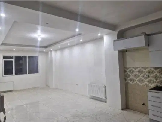 اجاره آپارتمان طبقه ۲ با آسانسور