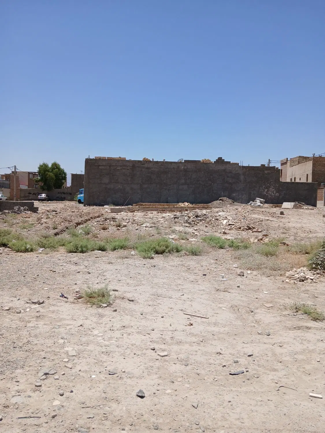 زمین برجاده نواب